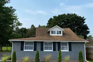 24 S 4th St, Douglassville, PA 19518 - Photo 6