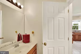 301 Valley Ct, Sinking Spring, PA 19608 - Photo 24