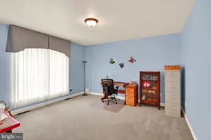 301 Valley Ct, Sinking Spring, PA 19608 - Photo 6