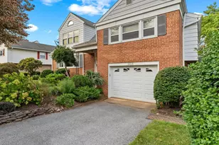 803 Jerome Pl, Reading, PA 19609 - Photo 2