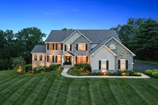 54 Glen Oley Dr, Reading, PA 19606 - Photo 4