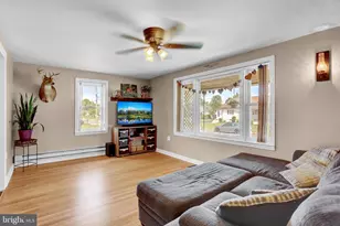 254 Park Ave, Sinking Spring, PA 19608 - Photo 8