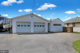 254 Park Ave, Sinking Spring, PA 19608 - Photo 4