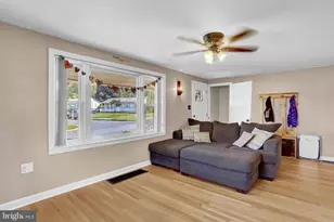 254 Park Ave, Sinking Spring, PA 19608 - Photo 6