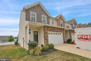 28 Hubbardton Ct, Sinking Spring, PA 19608 - Photo 4