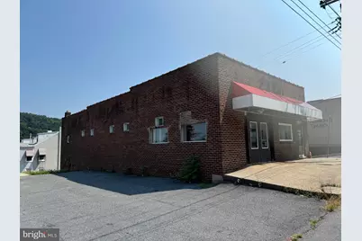 1651 Fairview Street, Reading, PA 19606 - Photo 1