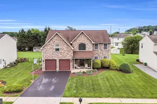 1014 Josephine Dr, Temple, PA 19560 - Photo 2