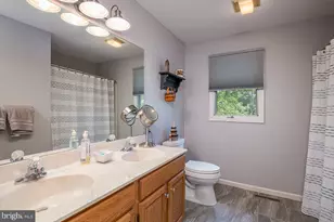 328 W Walnut Tree Dr, Blandon, PA 19510 - Photo 24