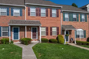 7 Charlemont Ct, Shillington, PA 19607 - Photo 2