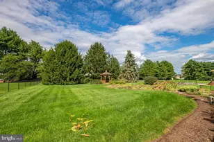 303 Belle Alto Rd, Wernersville, PA 19565 - Photo 32
