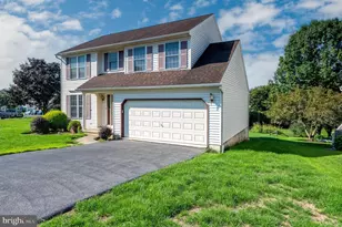 1026 Christina Dr, Leesport, PA 19533 - Photo 2
