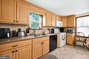 2233 Reading Blvd, West Lawn, PA 19609 - Photo 18