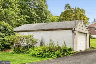 2233 Reading Blvd, West Lawn, PA 19609 - Photo 36
