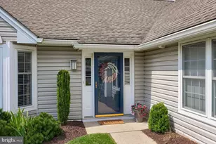 141 Hawthorne Ct, Wyomissing, PA 19610 - Photo 8