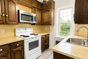 614 Rhoads Ave, Boyertown, PA 19512 - Photo 2