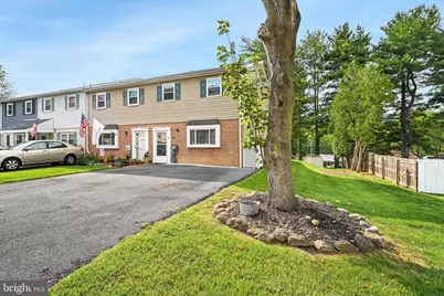 1055 Deer Run, Reading, PA 19606 - Photo 2