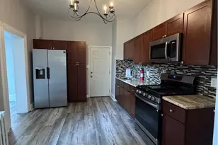 532 Windsor St, Reading, PA 19601 - Photo 4