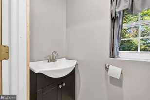 65 Hess Ln, Douglassville, PA 19518 - Photo 24