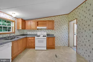 4 Hawthorne Ln, Hamburg, PA 19526 - Photo 10