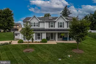 92 Nantucket Dr, Reading, PA 19605 - Photo 1