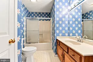 102 Heather Ln, Wyomissing, PA 19610 - Photo 18