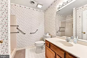 102 Heather Ln, Wyomissing, PA 19610 - Photo 14