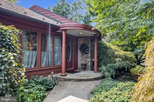 809 Farr Pl, Reading, PA 19611 - Photo 4