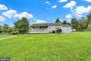 36 Antietam Rd, Temple, PA 19560 - Photo 2
