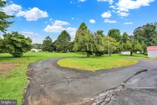 36 Antietam Rd, Temple, PA 19560 - Photo 20
