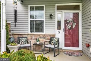 5 Emily Ct, Reading, PA 19606 - Photo 2