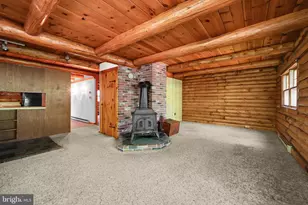 110 Oakbrook Ct, Birdsboro, PA 19508 - Photo 4