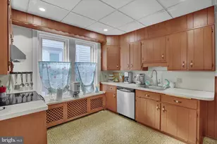 2524 Grant St, Reading, PA 19606 - Photo 8
