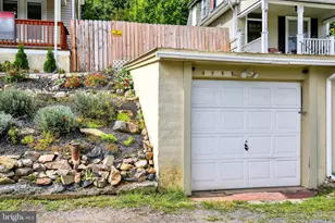 1438 Sesser Ln, Reading, PA 19606 - Photo 4