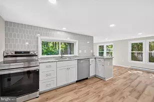 21 Silver Swallow Rd, Reading, PA 19606 - Photo 10