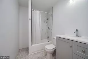 2130 N 17th St, Reading, PA 19604 - Photo 16