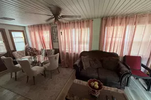 801 Apache Ln, Temple, PA 19560 - Photo 4