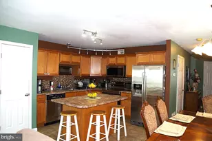 403 Edgewood Ave, Temple, PA 19560 - Photo 12