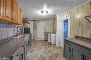 129 N Main St, Bernville, PA 19506 - Photo 12