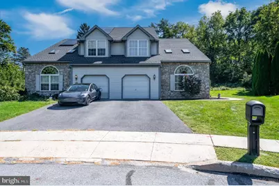 1422 Hillpoint Circle, Reading, PA 19608 - Photo 2