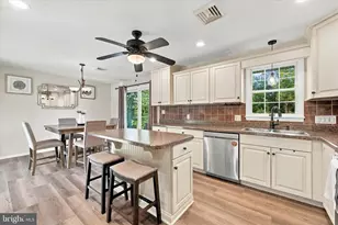 4 Aspen Ct, Douglassville, PA 19518 - Photo 6