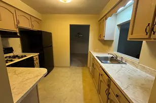 1801 Cambridge Ave, Wyomissing, PA 19610 - Photo 8