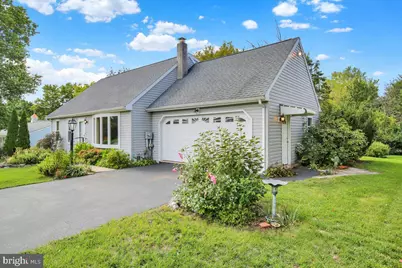 4674 Pheasant Run N, Reading, PA 19606 - Photo 2