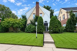 108 Spring Crest Blvd, Sinking Spring, PA 19608 - Photo 1