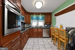 1082 W Leesport Rd, Leesport, PA 19533 - Photo 6