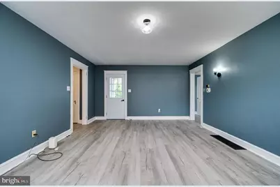 3822 Raymond Street, Reading, PA 19605 - Photo 6