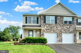 40 N Calais Dr, Reading, PA 19605 - Photo 1