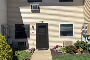 1334 W Wyomissing Blvd, West Lawn, PA 19609 - Photo 2