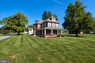 5 Bowers Rd, Reading, PA 19605 - Photo 2