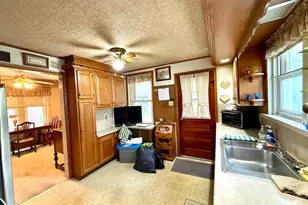 2039 Reading Ave, Reading, PA 19609 - Photo 14