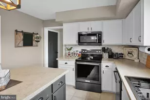 170 Cornerstone Dr, Mohrsville, PA 19541 - Photo 8